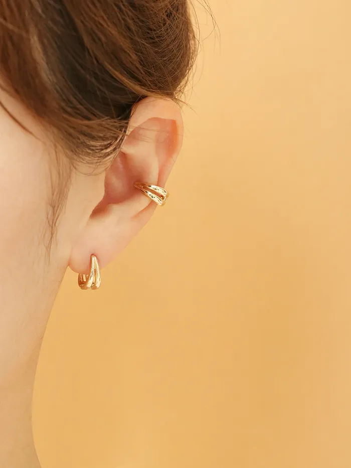 Earrings MinimalBijoux 14K 18K Gold Two Lines Oval Shape Cartilage Hoop Earring