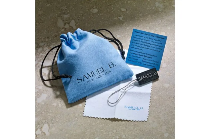 Glow Ring Blue Sapphire Samuel B Rings