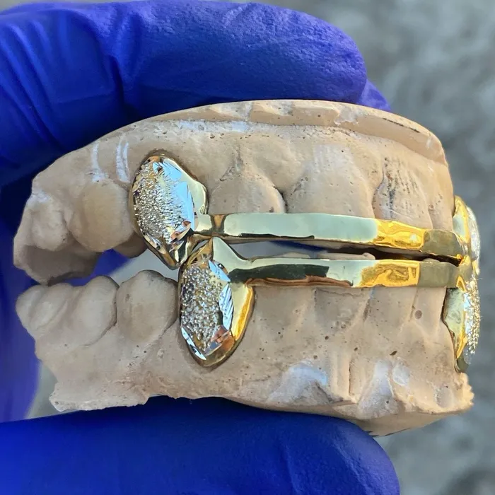 PreStyled Sets Bling Cartel Admin Solid 14K Gold Diamond Dust Vampire Fang Custom Grillz wFront Bar