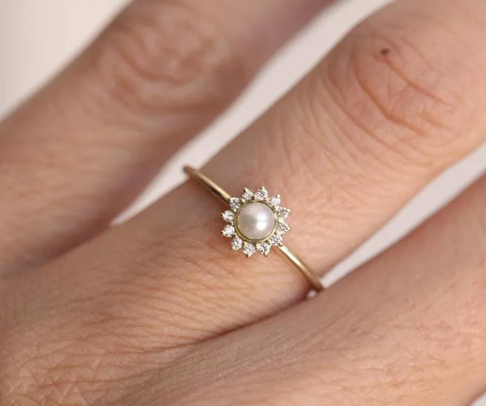 Capucinne Rings Jessie White Pearl Ring